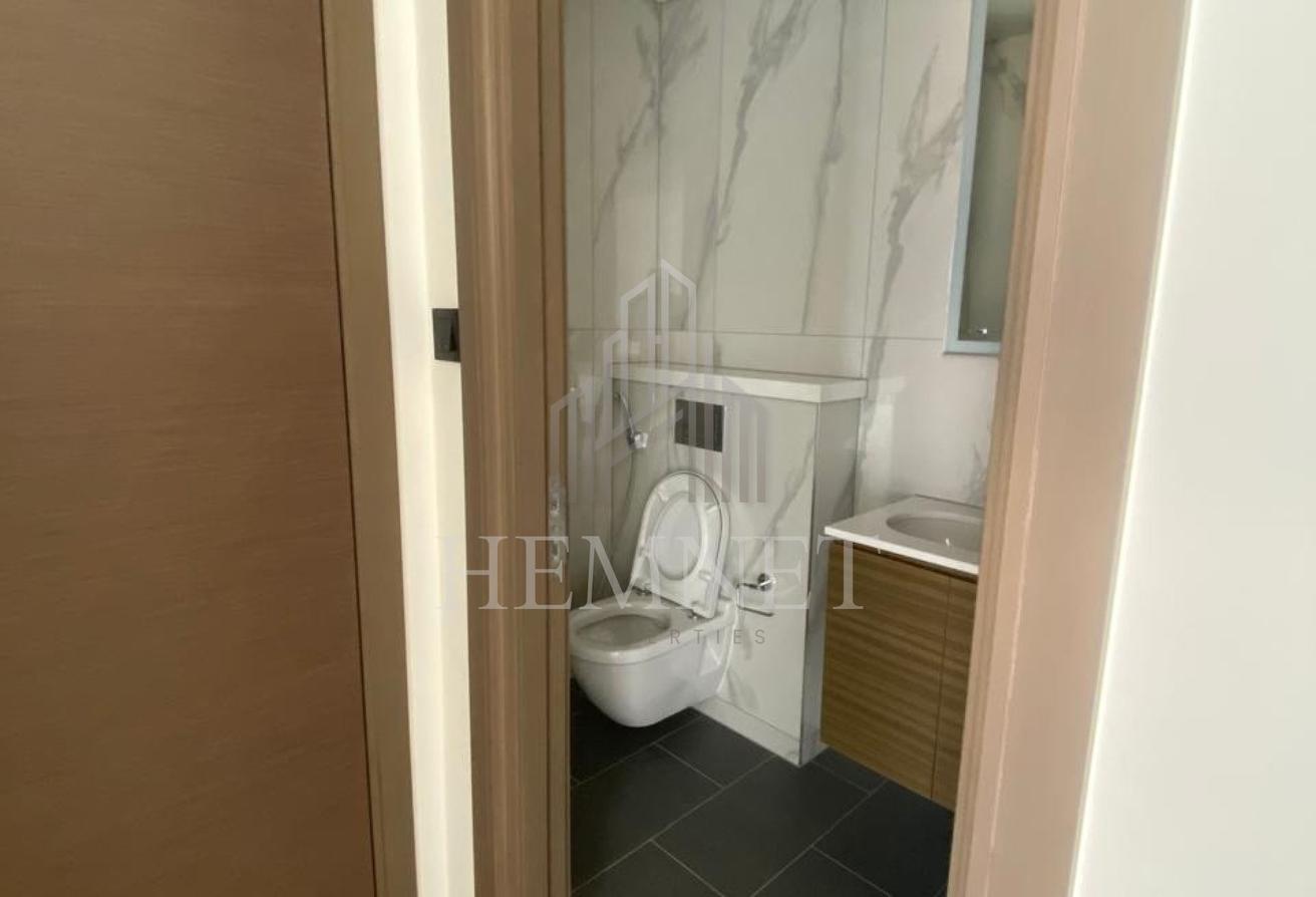 Lagoon View | Brand New 1BR | Spacious | Vacant photo 10