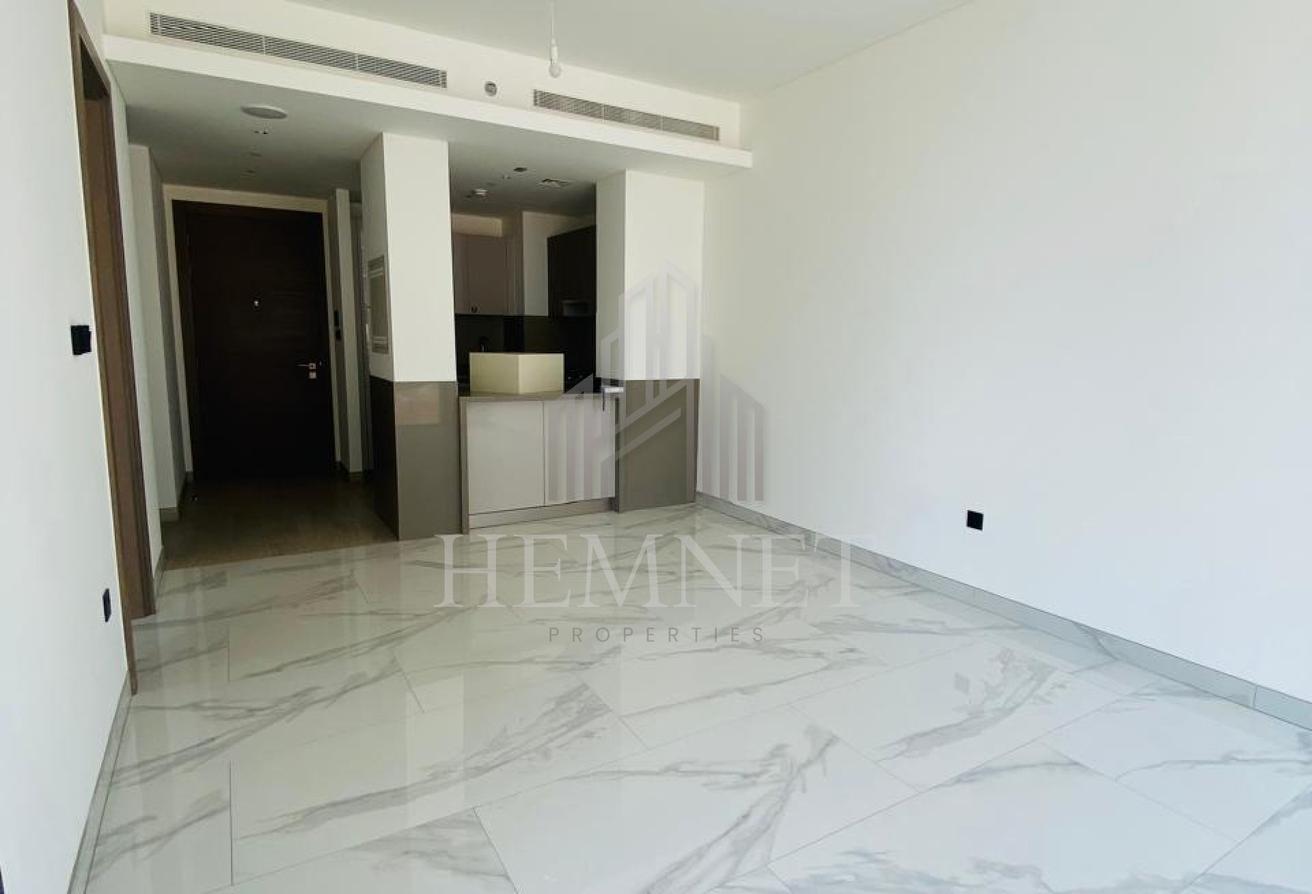 Lagoon View | Brand New 1BR | Spacious | Vacant photo 2