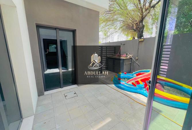 135616402 - Property Image 2