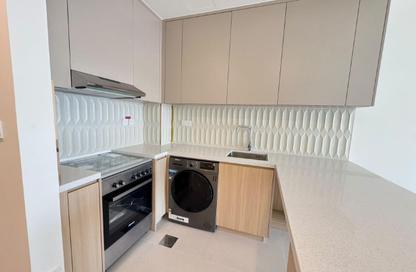 Apartment - Studio - 1 for rent in Weybridge Gardens 1 - Weybridge Gardens - Dubai Land Residence Complex - Dubai Apartment - Studio - 1 for rent in Weybridge Gardens 1 - Weybridge Gardens - Dubai Land Residence Complex - Dubai