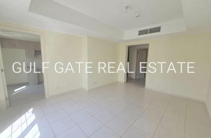 Villa - 2 Bedrooms - 3 Bathrooms for rent in Springs 3 - The Springs - Dubai Villa - 2 Bedrooms - 3 Bathrooms for rent in Springs 3 - The Springs - Dubai