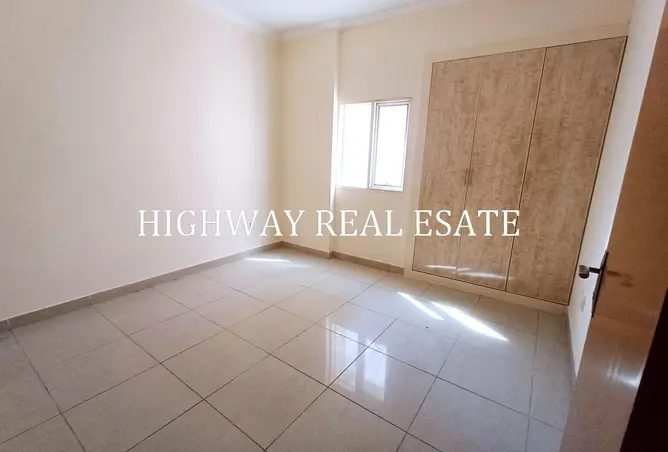 165491227 - Property Image 3
