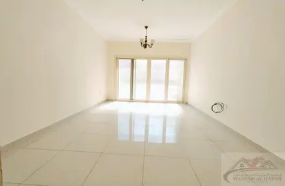Apartment - 1 Bedroom - 2 Bathrooms for rent in Muwaileh 29 Building - Muwaileh - Sharjah