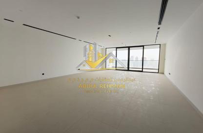 Apartment - 3 Bedrooms - 5 Bathrooms for rent in Sharjah Terraces - Al Khan Lagoon - Al Khan - Sharjah