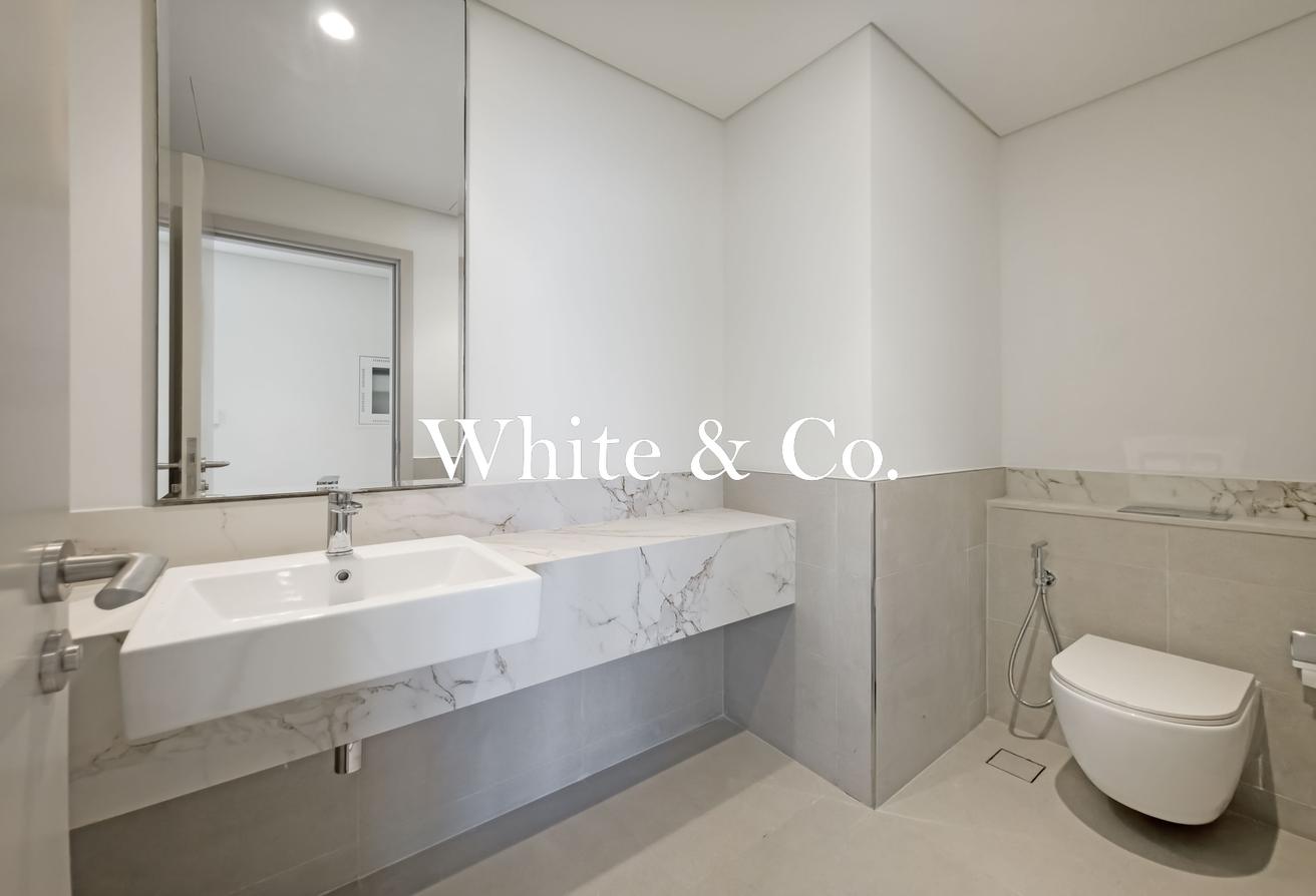 Brand New | Marina & Sea View | Vacant photo 14