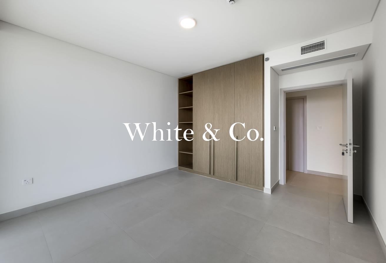 Brand New | Marina & Sea View | Vacant photo 10