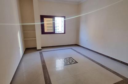 Apartment - 2 - 2 for rent in Al Khan Lagoon Tower - Al Khan Lagoon - Al Khan - Sharjah