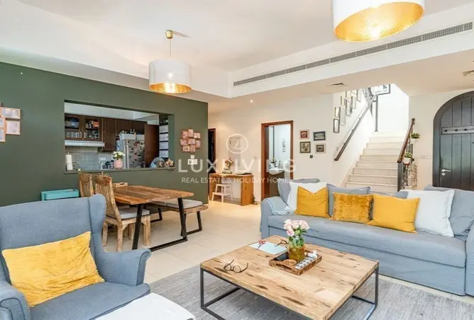151893976 - Property Image 2