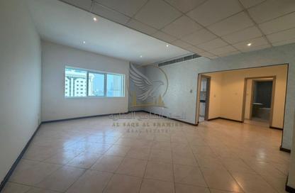 Apartment - 1 Bedroom - 1 Bathroom for rent in Al Majaz 1 - Al Majaz - Sharjah Apartment - 1 Bedroom - 1 Bathroom for rent in Al Majaz 1 - Al Majaz - Sharjah