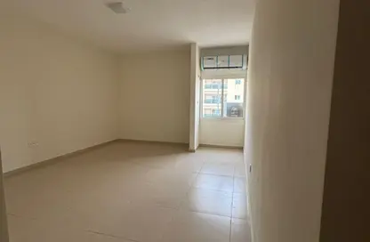 Apartment - 3 Bedrooms - 3 Bathrooms for rent in Al Majaz Pearl - Al Majaz 2 - Al Majaz - Sharjah