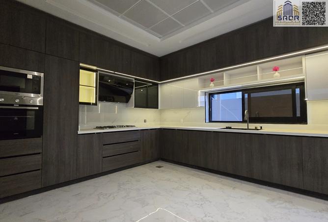 99544708 - Property Image 2