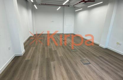 Shop - Studio - 4 for rent in Madina Tower - JLT Cluster O - Jumeirah Lake Towers - Dubai