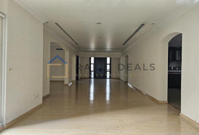 74621569 - Property Image 3