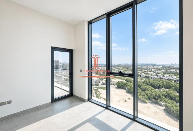 Brand New | Pool and JGE View | Maid's Room photo 2