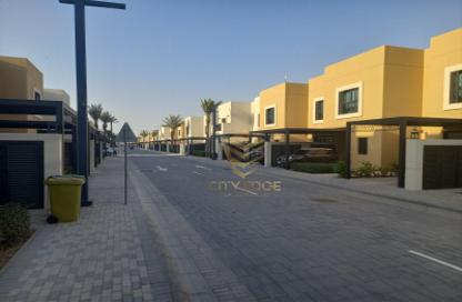 Townhouse - 3 - 5 for sale in Sharjah Sustainable City - Sharjah