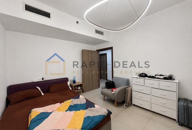 122001408 - Property Image 2