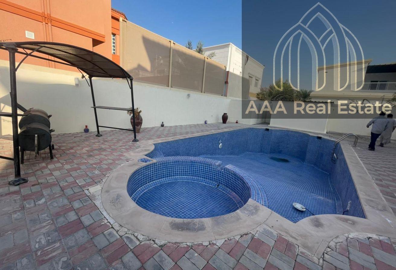 SWIMMING POOL | SPACIOUS GARDEN | PRIME LOCATION photo 5