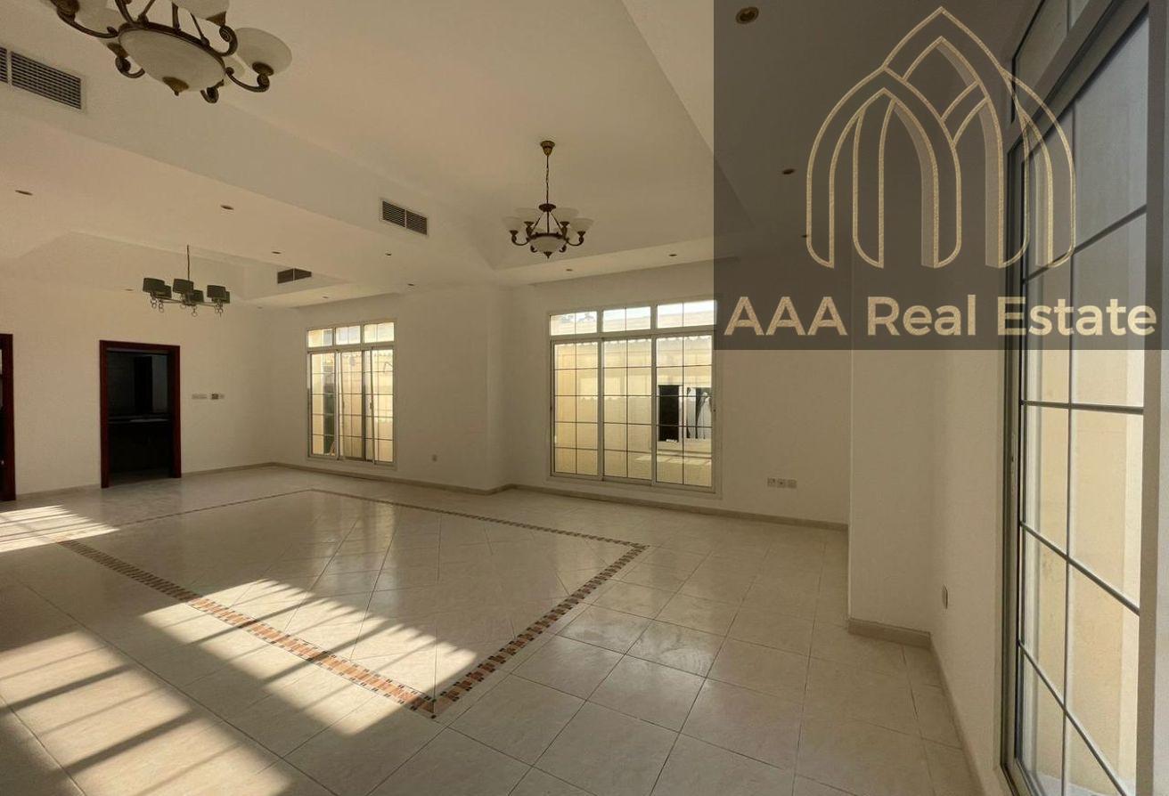 SWIMMING POOL | SPACIOUS GARDEN | PRIME LOCATION photo 7