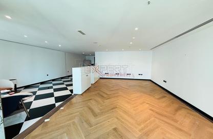 Office Space - Studio - 1 Bathroom for rent in The Binary Tower - Business Bay - Dubai