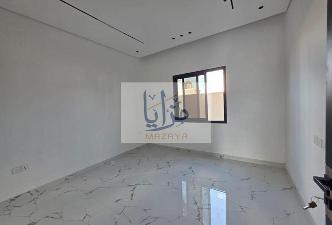 113729527 - Property Image 3