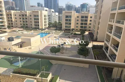 شقة - غرفة نوم - 1 حمام للايجار في الظفرة 4 - الظفرة - جرينز - دبي