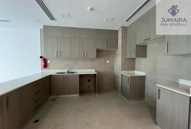 163231899 - Property Image 3