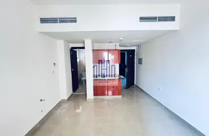 شقة - 1 حمام للايجار في طريق فاير ستاشن - مويلح - الشارقة