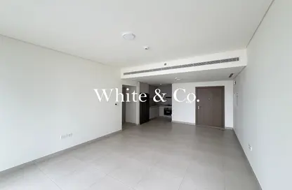 شقة - 2 غرف نوم - 3 حمامات للايجار في برج قصر الشاطئ 2 - قصر الشاطئ - إعمار بيتشفرونت - دبي هاربور - دبي