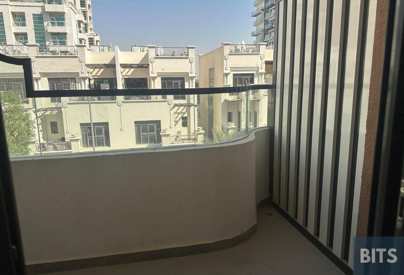 1BHK | CORNER UNIT | FULLY FURNISHED |PRIVATE POOL photo 21