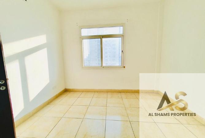 54958193 - صورة العقار 3