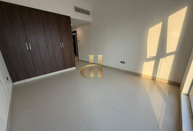 85732567 - Property Image 3