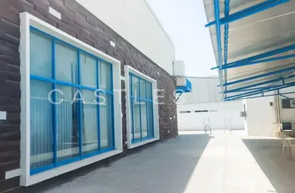 Warehouse - Studio - 4 Bathrooms for rent in Jebel Ali Industrial 1 - Jebel Ali Industrial - Jebel Ali - Dubai
