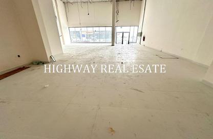 Shop - Studio - 2 Bathrooms for rent in Muwaileh 29 Building - Muwaileh - Sharjah