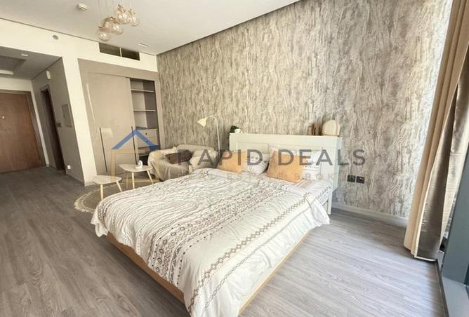 Elegantly Furnished Studio Apartment with Balcony photo 3