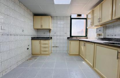Apartment - 3 - 1 for rent in Khalidiya Street - Al Khalidiya - Abu Dhabi