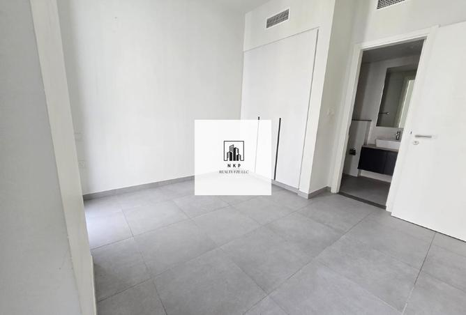 57390976 - صورة العقار 2