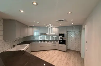 Apartment - 3 Bedrooms - 4 Bathrooms for rent in Abu Keibal - Shoreline Apartments - Palm Jumeirah - Dubai