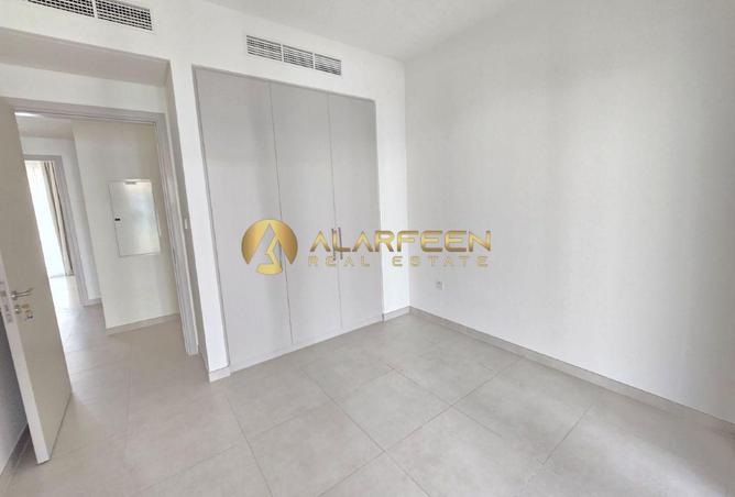 114596102 - Property Image 3