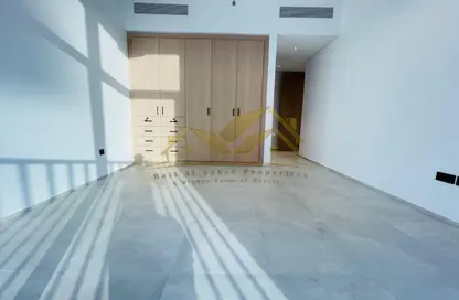 Apartment - 1 Bedroom - 2 Bathrooms for rent in Jumeirah Garden City - Al Satwa - Dubai