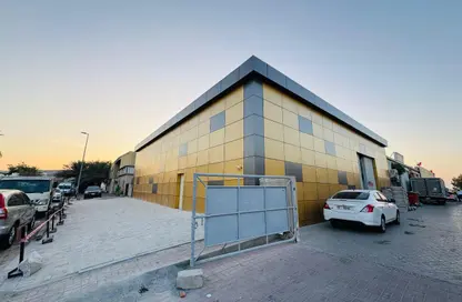 Warehouse - Studio - 1 Bathroom for rent in Al Quoz - Dubai