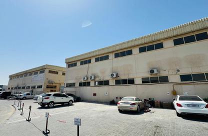 Warehouse - Studio - 1 Bathroom for rent in Al Quoz - Dubai