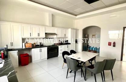 Villa - 4 - 6 for rent in Al Riqaibah - Al Suyoh - Sharjah