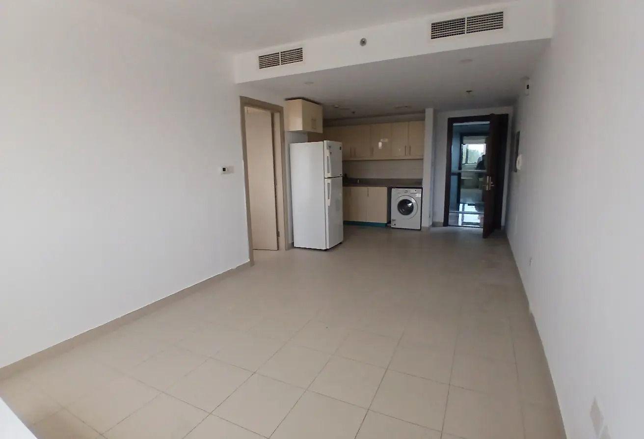 Spacious 1-BHK | Apartment | Miracle Residence photo 18