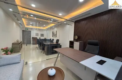 مكتب - 2 حمامات للايجار في برج تماني - الخليج التجاري - دبي