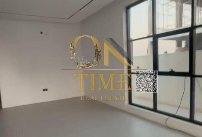 73877779 - Property Image 3