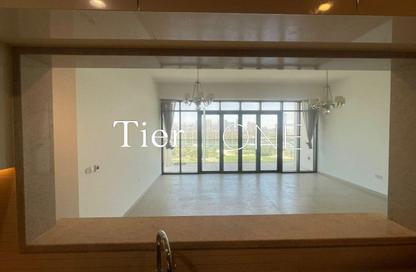 Apartment - 3 Bedrooms - 4 Bathrooms for rent in Vida Residence 1 - Vida Residence - The Hills - Dubai