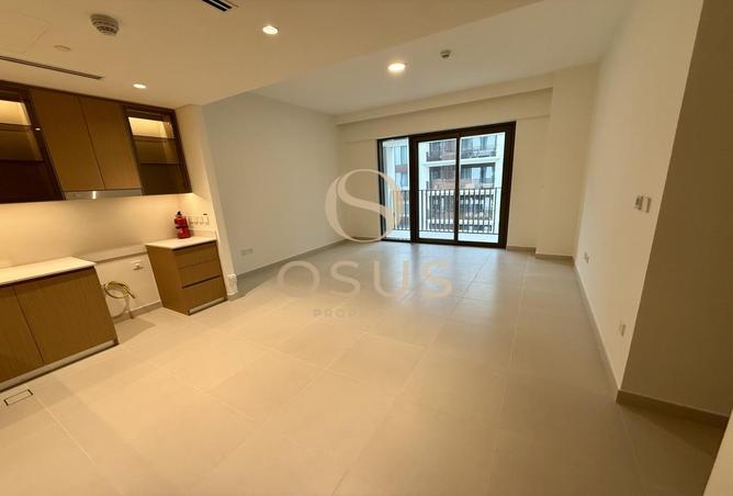 Spacious 2 BR | Creek View | Prime Location