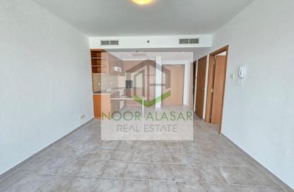 Apartment - 1 Bedroom - 2 Bathrooms for rent in UP Tower - Sheikh Zayed Road - Dubai