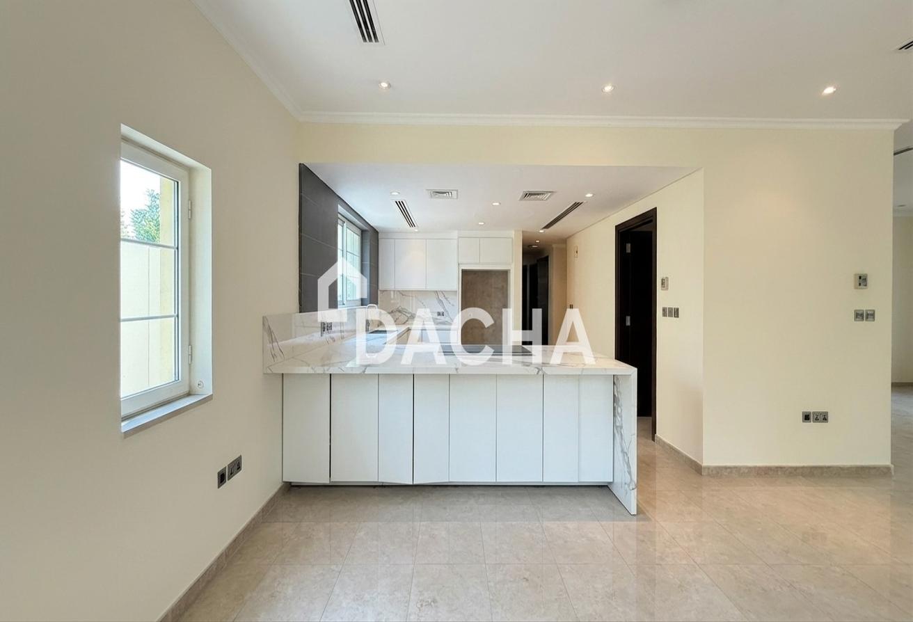 Huge Garden | Private Pool | Grand Living Space photo 4