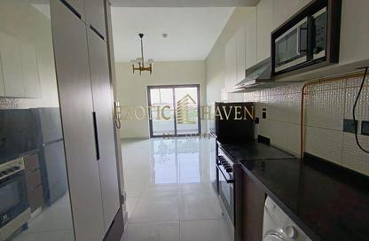 Apartment - Studio - 1 Bathroom for rent in Wavez Residence - Liwan - Dubai Apartment - Studio - 1 Bathroom for rent in Wavez Residence - Liwan - Dubai